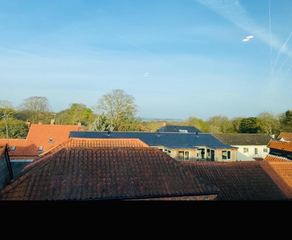 Lees Lookout Holt ,2 Bedroom Luxury Apartment With Private Parking Exteriör bild