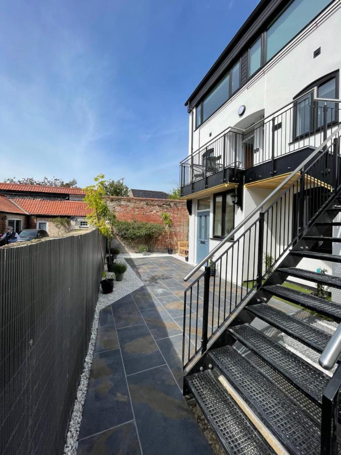 Lees Lookout Holt ,2 Bedroom Luxury Apartment With Private Parking Exteriör bild