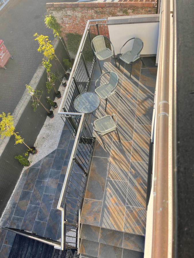 Lees Lookout Holt ,2 Bedroom Luxury Apartment With Private Parking Exteriör bild