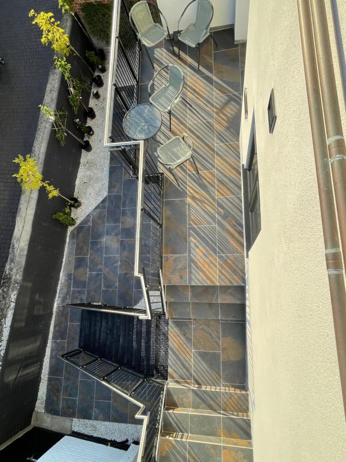 Lees Lookout Holt ,2 Bedroom Luxury Apartment With Private Parking Exteriör bild